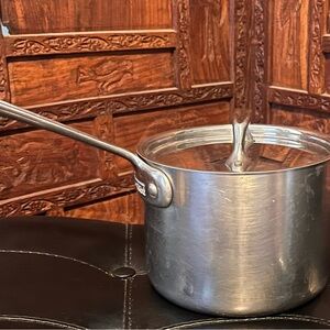 All Clad 2 Qt Sauce Pot -Preowned, excellent condition